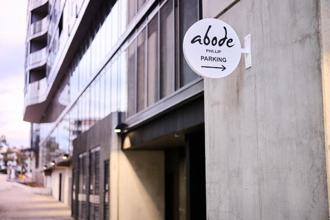 Abode Phillip - Accommodation Nelson Bay 2