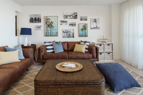 Absolute Beachfront Bliss On Kings Beach - Accommodation Nelson Bay 3
