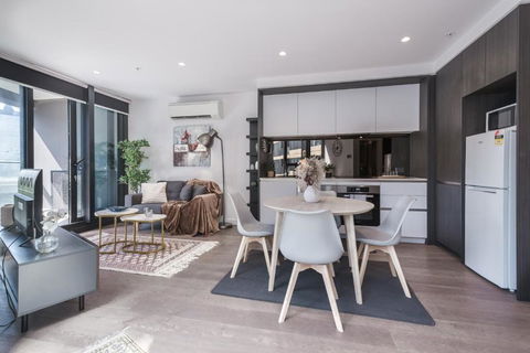 Absolute Luxury 1br Apt Mq Poolgym - Accommodation Nelson Bay 0