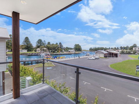 Absolute - Accommodation Nelson Bay 2