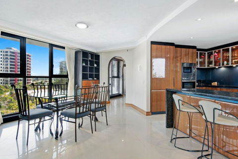 Acapulco Luxury 2 Bedroom Apartment - CoastHM - Accommodation Nelson Bay 4
