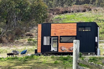 Adina Tiny House Bruny Island with Accommodation Nelson Bay