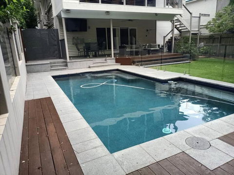 Adorable Private 2 Bedroom Guest Suite + Pool - Accommodation Nelson Bay 4