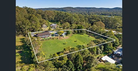 Aircabin - Fountaindale - 4 Beds Spacious House - Accommodation Nelson Bay 0