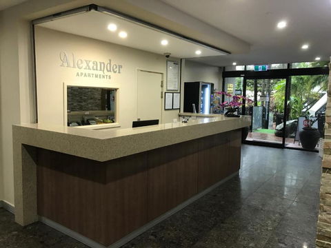 Alexander Holiday Apartments - Accommodation Nelson Bay 2