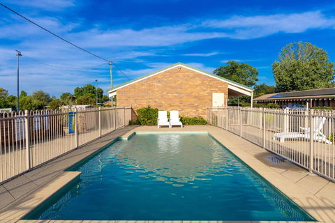All Travellers Motor Inn - Accommodation Nelson Bay 0