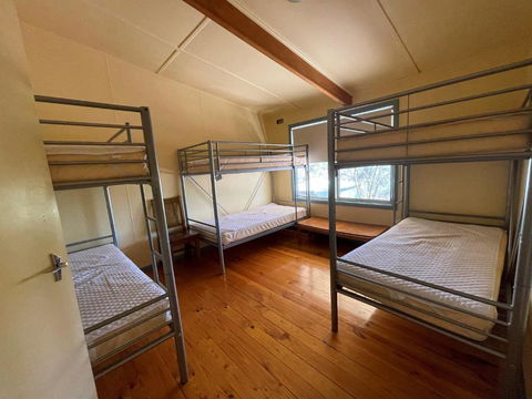 Alligator Lodge - Mount Remarkable National Park - Accommodation Nelson Bay 1
