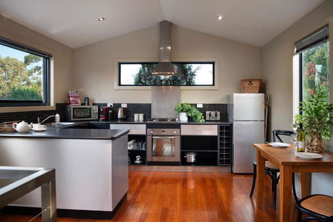 Alofi - Accommodation Nelson Bay 3