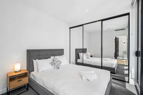 Amazing 1BR Apartment W Pool - Accommodation Nelson Bay 4