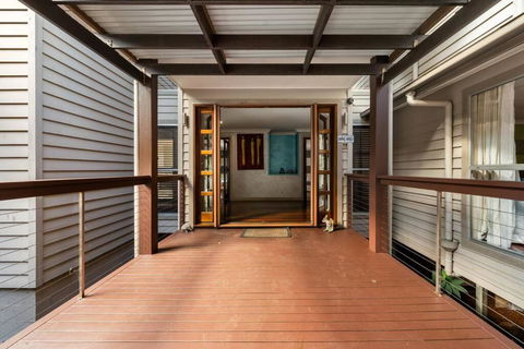Amazing Acreage Style Living - Accommodation Nelson Bay 2
