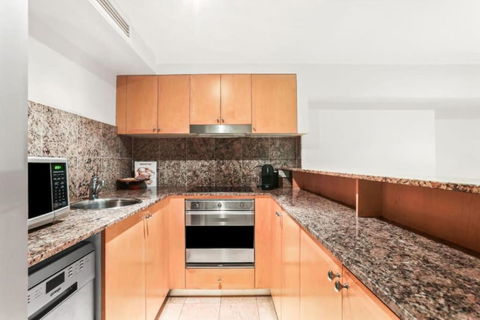 Amazing Apartment In Sydney CBD With Rooftop Pool - Accommodation Nelson Bay 3