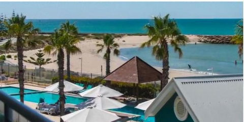 AN OCEAN,BEACHFRONT AND POOL VIEW Apartment 210 - Accommodation Nelson Bay 0