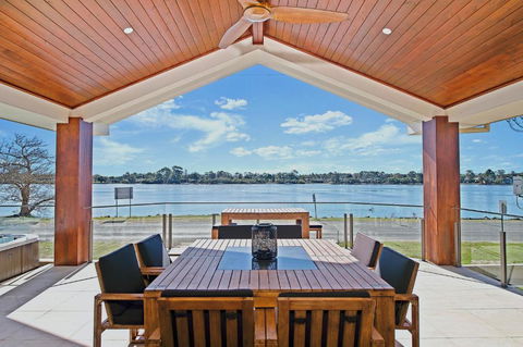 Ana Mandara Luxury Retreat - Accommodation Nelson Bay 2