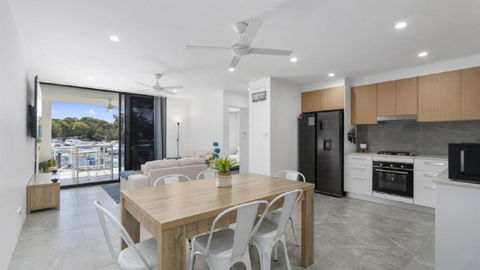Anchors Away - Waterfront Unit - Accommodation Nelson Bay 1