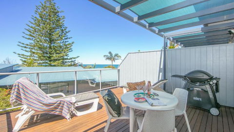 Angourie Blue 3 - Accommodation Nelson Bay 3