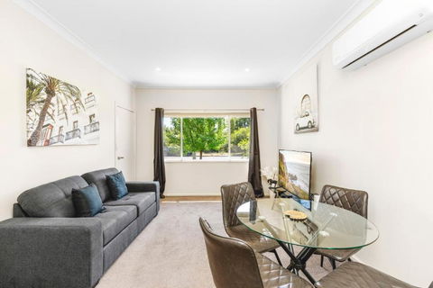 Altus Wagga Apartments - Accommodation Nelson Bay 2