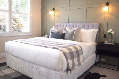 Antler & Oak Cottage: Provincial Luxe In Moss Vale - Accommodation Nelson Bay 1