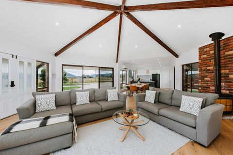 Anton Pavilion - Cheerful Country Solace In Mudgee - Accommodation Nelson Bay 0