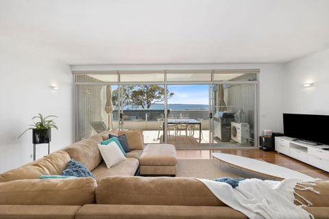 Apartment 18 Kalimna - Accommodation Nelson Bay 2