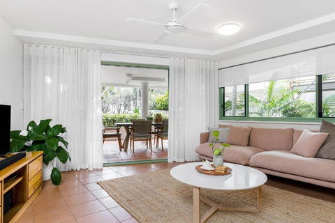 Apartment 2 Surfside - Accommodation Nelson Bay 2