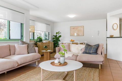 Apartment 2 Surfside - Accommodation Nelson Bay 4