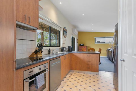 Apollo Bay Hideaway 5 Minute Walk To The Beach - Accommodation Nelson Bay 1