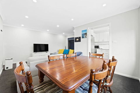 Apollo Unit 1 - Ground Floor - A Block - Accommodation Nelson Bay 3