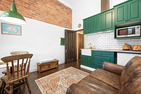 Arapiles Crash Pad - Accommodation Nelson Bay 2