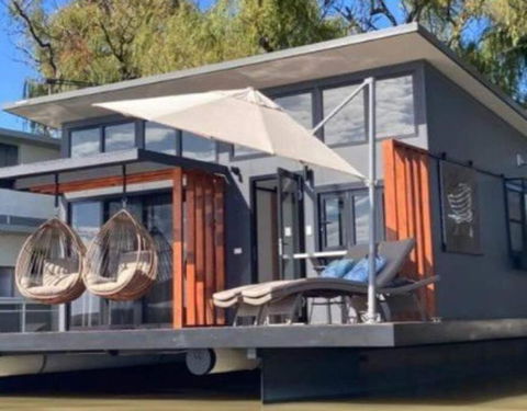 Ark-imedes - Unique Float Home On The Murray River - Accommodation Nelson Bay 3
