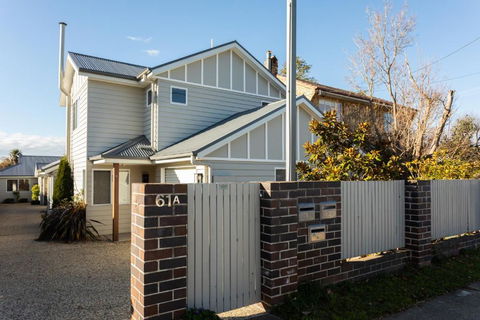 Armidale Cottage - House 1 - Accommodation Nelson Bay 1