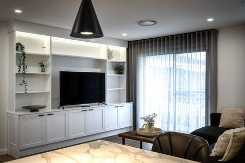 Armrick Seaside Apartments Broadbeach - Accommodation Nelson Bay 2