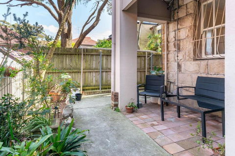 Art Deco 1 Bed Apt Close To Beach & CBD - Accommodation Nelson Bay 2