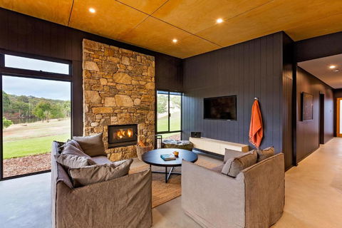 Artisan Gunyulgup - Accommodation Nelson Bay 3