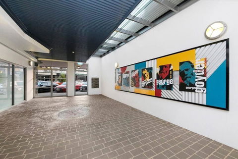 Artistic City Escape With Balcony And Parking - Accommodation Nelson Bay 1