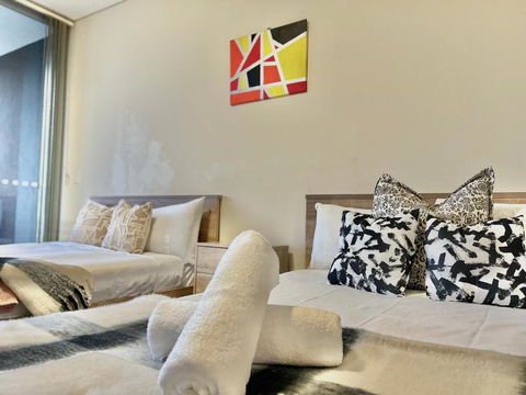 Ashfield 2 Br Apt Bus&Train Shop Parking - Accommodation Nelson Bay 4