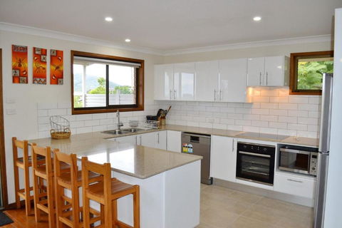 Atahara - Bring Your Own Linen - Accommodation Nelson Bay 2