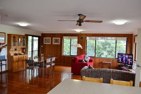 Atahara - Bring Your Own Linen - Accommodation Nelson Bay 4