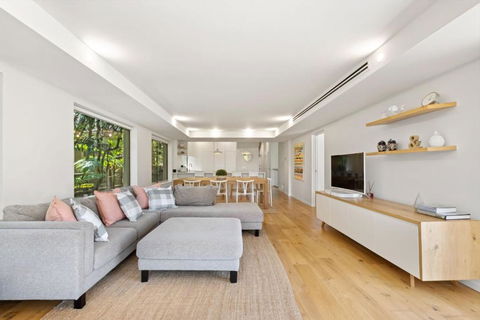Audrey - Little Cove - Accommodation Nelson Bay 0