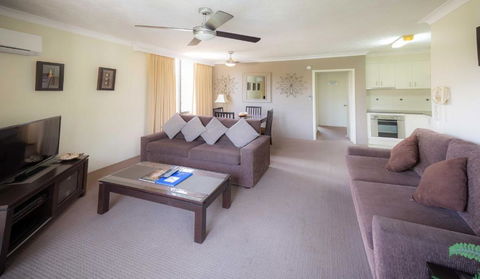 Aussie Resort - Accommodation Nelson Bay 2