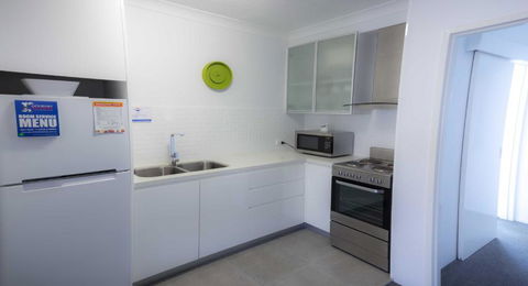 Aussie Resort - Accommodation Nelson Bay 4