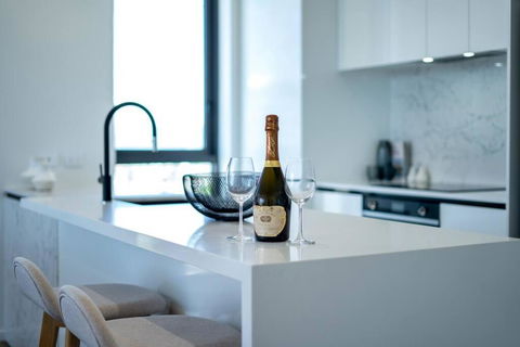 Awesome 2BR2B Mesmerizing OceanViews! - Accommodation Nelson Bay 4