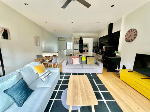 Ascot Vale - Lovely 2 Bedroom Townhouse Close To Everything! - Accommodation Nelson Bay 0