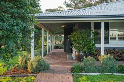 Argentille Boutique Accommodation - Accommodation Nelson Bay 3