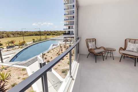 Azzure Bliss At Bokarina Beach - Accommodation Nelson Bay 0