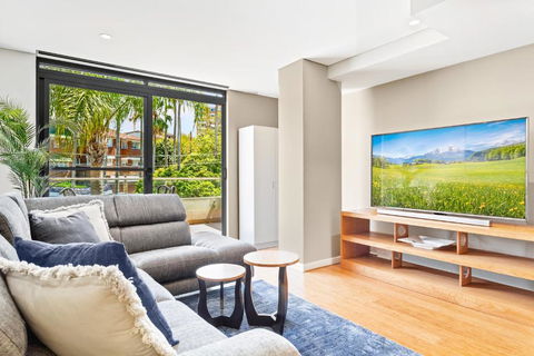 B208S - The Waverton Escape - Accommodation Nelson Bay 1
