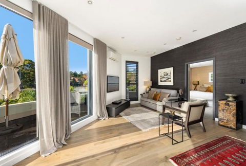 B312S - Luxury Waverton Apartment - Accommodation Nelson Bay 0