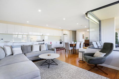 B314S - Waverton Village Heights - Accommodation Nelson Bay 2
