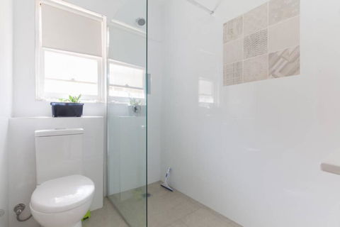B5 Crawley Apartment 1 BRM & Sleepout Near UWA - Accommodation Nelson Bay 4