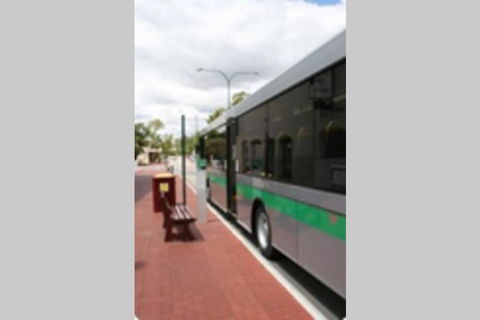 B8 Crawley Apartment 1 BRM & Sleepout Near UWA - Accommodation Nelson Bay 1