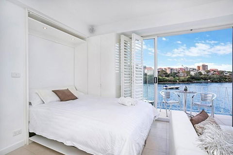 BADEN - Absolute Water Front Sydney Harbour Studio - Accommodation Nelson Bay 3